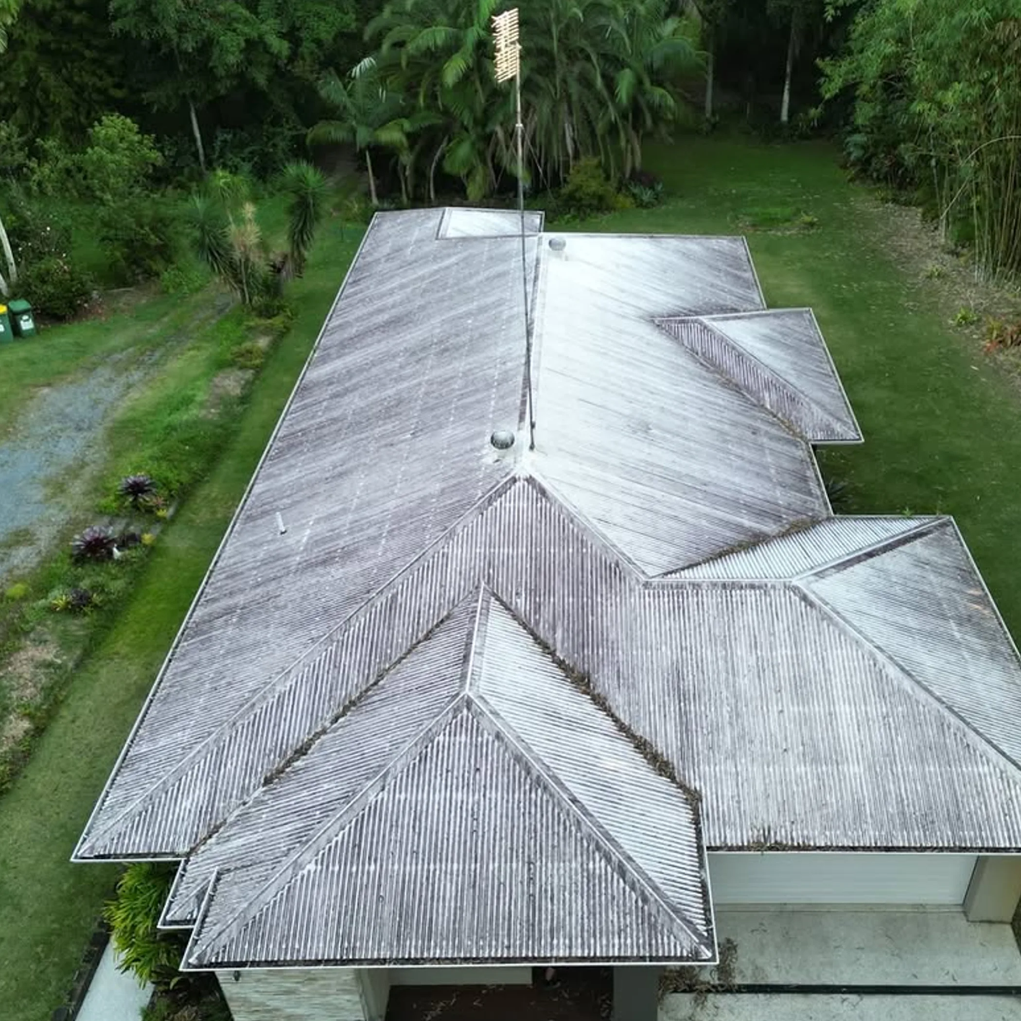 roof with visible dirt buildup