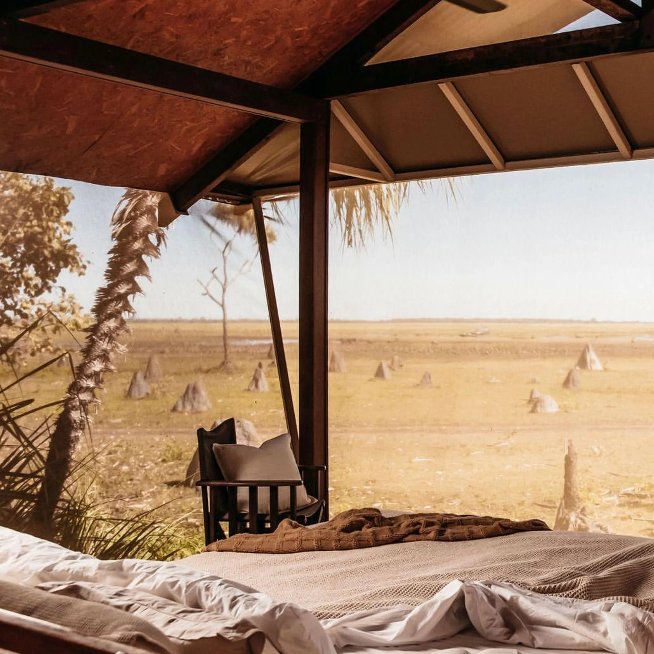 kakadu accommodation in outback setting